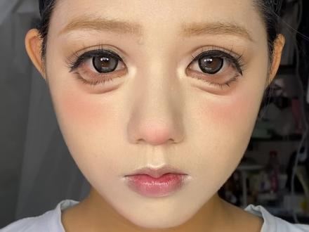 一分钟学会上镜小翘鼻修容!! 新手宝宝也适用!#新手化妆教程 #修容 #修容教程 #化妆