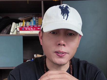 尉氏县多人呕吐腹泻 河南开封尉氏县自来水怎么了?根据澎湃新闻极目新闻河南315等多家媒体报道,尉氏县大量居民出现呕吐腹泻中毒现象,大小医院诊所门前都拍成长队,目前当地已经成立调查组,尉氏县自来水还是停水状态,具体原因还需要等后续官方通报。#尉氏自来水 #饮水安全 #自来水之污 #原阳福哥 #福哥看法 @原阳福哥面馆