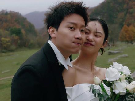 吉时已到,携手并肩,马上启程 #我们结婚了 #结婚照 #婚纱照 #婚礼那天