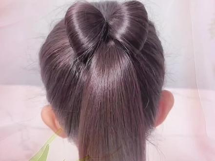 简单的蝴蝶结高马尾,快给女儿扎起来吧#可爱的人类幼崽 #儿童编发 #