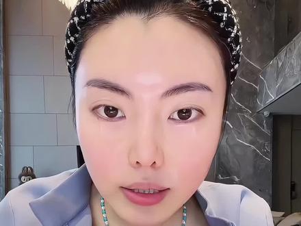 黑眼圈救星,干纹细纹一定要用眼油,不长脂肪粒,眼周皮肤亲油不亲霜,脸部颈部都可以用#黑眼圈救星 #眼部精华油 #眼部保养 #泪沟眼纹 #眼部护理