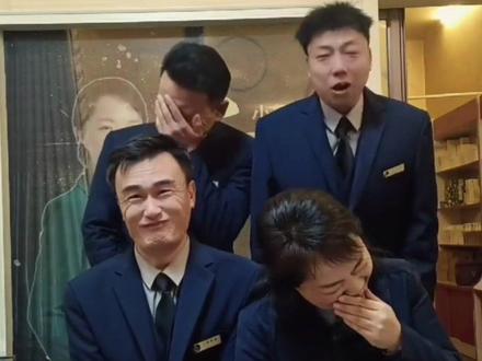 #创作灵感 编辑该8分多钟视频,承包我全年的狂笑😂😂流干全年的泪水,那么坚苦的过往,让我们以欢笑迎接新年,祝点赞的朋友从今往后万事如意!