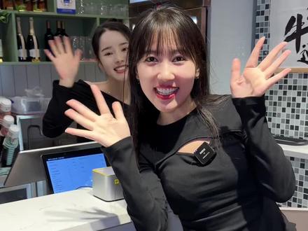 从业以来见过顶好看的老板娘,菜也不错,边吃边看美女冲#抖音美食推荐官 #合肥美食 #美女老板
