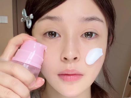 10s就能拥有水光肌!这是真的润到我心里去了 #妆前#护肤 #aztk #水光肌 #底妆好物