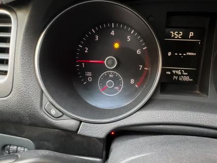 小项目,换尾灯灯泡#高尔夫