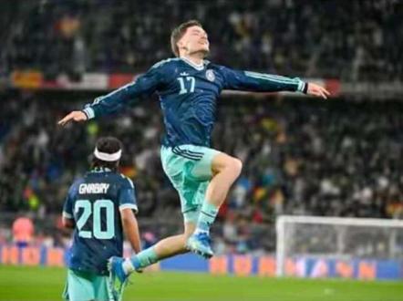 维尔茨让德国队
impossible is nothing
#德国队 #维尔茨 #世界杯 #瑞士3比4德国