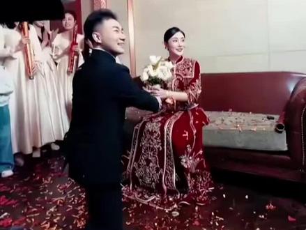 #热门 德云社演员陶阳与胡嘉博大婚!郭德纲万元裤子抢镜,亮点满满!#德云社 #婚礼现场 #明星 #娱乐评论大赏