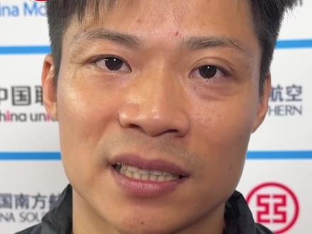苏炳添讲不出再见 #苏炳添谢幕战 在男子4×100米接力中担任第一棒,最终广东队以第四名完赛,虽有遗憾,但苏炳添说已经尽力了。从9秒83到“最后一棒”,中国短跑的苏炳添时代,正式落幕。 #苏炳添