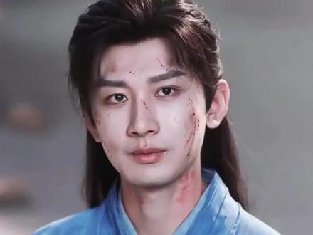 成毅拍戏受伤这事儿闹得挺大。#成毅#拍戏受伤