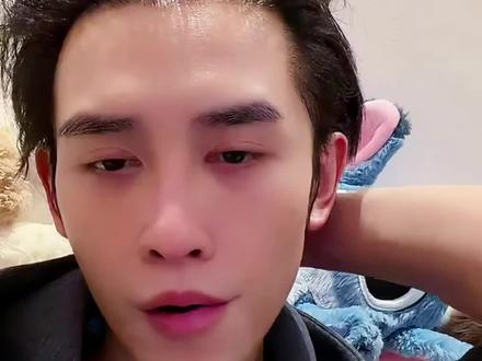 #申浩男 搞笑直播cut 2026.2.6 #申浩男直播录屏 #憋住不准笑 #每个动作都是戏 #dou来休息一下