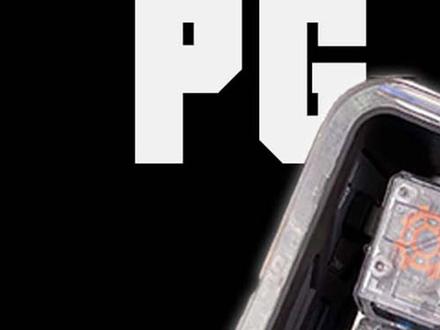 为什么说是男人就开扎古?万代PG扎古 喷涂成品 透明外甲 速评【三】感谢@萝卜.改 帮忙喷涂制作!#模型 #测评 #玩具 #高达 #手办