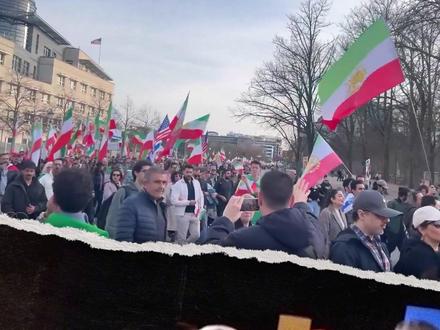 伊朗要选择性收“通行费”,美国盟友危险了 #美伊战争 #美元霸权 #硬核知识局