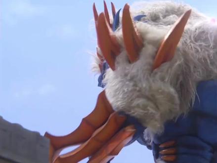 泽塔奥特曼 变身德尔塔天爪