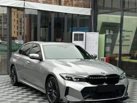 宝马3系最受欢迎的升级项目、升级完你敢信? #发光八件套 #动态光影氛围灯 #宝马3系 #宝马3系氛围灯 #喜力士v12