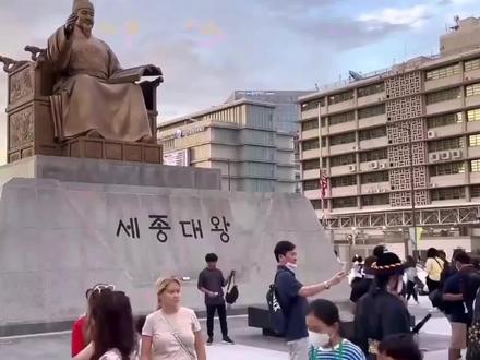 为什么外国人的姓在后面,而中国人、日本人、韩国人的姓在前面?