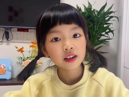 你来评看谁画得最好看🥹#日常分享#母女日常 #亲子绘画