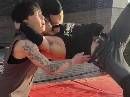 #摔角狂热 #wwe #摔角
各位要的rko来啦