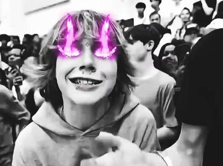 刘夫妻小子😜正在和刘琦先生闹矛盾😭刘夫妻小子最近在播报播课上说了这个🧐你和其他的67孩子有矛盾吗😱是的🙄你是吗🤣你认为谁才是67跟的真正代表🤫mr67还是6 7kid🤯#刘夫妻小子 #67小子 #67 #刘琦先生 #死人