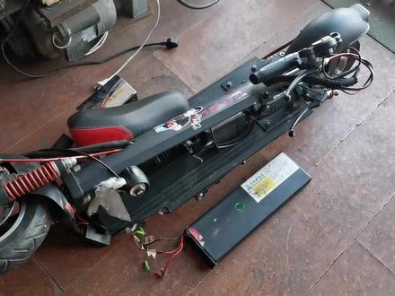 折叠电动车锂电池拆解!拆开看看能不能加大容量 #锂电池定制 #锂电池 #改装电摩