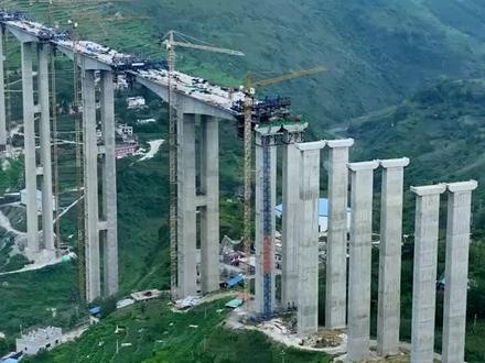 几十亿的工程就这样烂尾太可惜了,这种情况还有复工的可能吗?