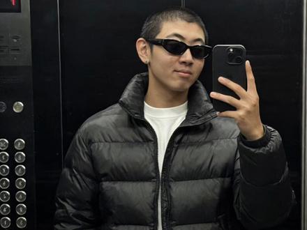 戴黑墨镜配小平头ai指令教程来啦!#豆包ai #豆包P图已经nextlevel了 #电梯对镜拍 #墨镜一戴谁也不爱