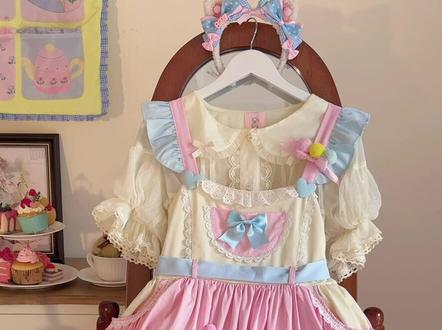 纠结的小宝看过来!老规矩来一期介绍视频OvO
#Lolita #洛丽塔lolita #甜心就是你Lolita #三坑少女 #lo裙安利