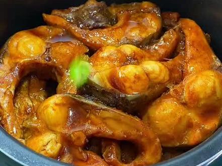 电饭锅焖鱼,无需一滴油和水,出锅家里人都爱吃!#美食教程