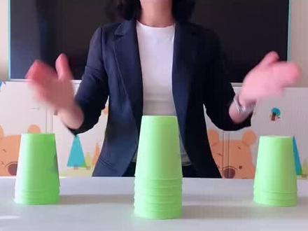 速叠杯教学动手动脑手眼脑一体协调#益智玩具 #速叠杯表演 #纸杯游戏 #提升专注力 #提高宝宝动手能力的玩具推荐