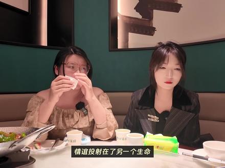 《给阿嬷的情书》下 “暹罗没有春天,你就是我的春天”,纸短情长,全是真诚,活活哭死
我们可能是全网最后一个发这部电影repo 的吧
#给阿嬷的情书 #电影 #电影观后感