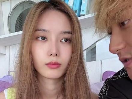 韬和豆包吵架…… #黄子韬 #和豆包聊天 #黄子韬直播 #抽象