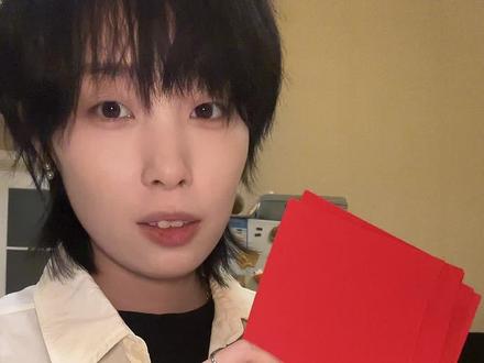 用随机颜色挑战画新年小马 #过年氛围提前搞起来了 #画画 #手绘 #马年 #年味儿一下就上来了