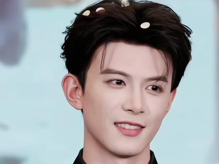 他的颜值真的严重被低估了 #邓凯!