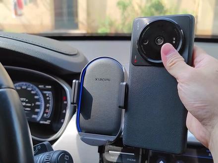 小米12SUltra戴壳后,50W无线车充不能正常充电,大家都这样吗? #小米12Sultra #无线充电