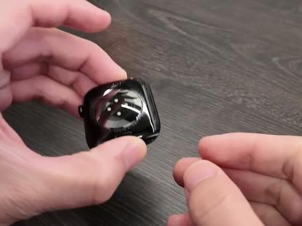 Apple watch又一个无聊玩法 继之前Apple watch可以磁吸充电宝上旋转玩法以后,这次又来了一个硬币旋转玩法…如果你也有Apple watch可以试试#applewatch #苹果手表 #苹果手表技巧 #Applewatchs11 #watchOS26