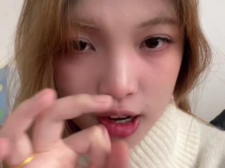 打唇钉一定要注意这些哇!!现在取了两个多月了已经没有什么印子了~给大家分享一下我的方法🥰🥰#穿孔 #经验分享 #唇钉 #化妆