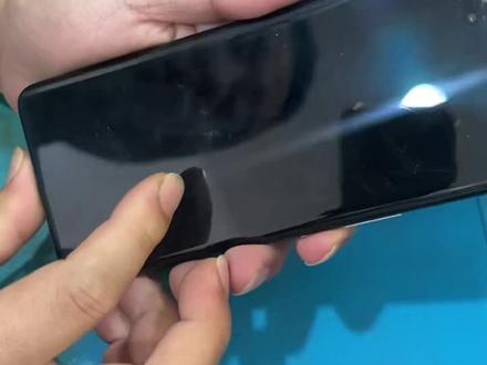 荣耀magic4pro换个带框总成,客户问变全县城咱这最便宜又回来了,几百块搞定,售后千把!
#专业的事交给专业的人
#荣耀magic4pro
#荣耀magic4pro换屏