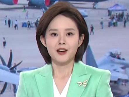 2026新加坡航展即将开幕!空军八一飞行表演队将进行飞行表演(总台记者:刘畅)#歼10 #期待