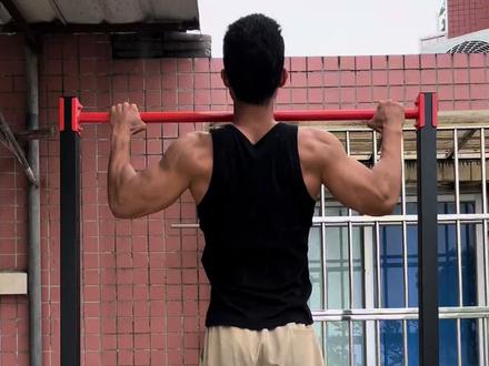 #健身 #引体向上 一次性四十次引体向上在互联网上算什么水平