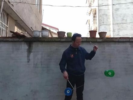 几年前的视频,转了一下格式,留存一下!#双轮空竹