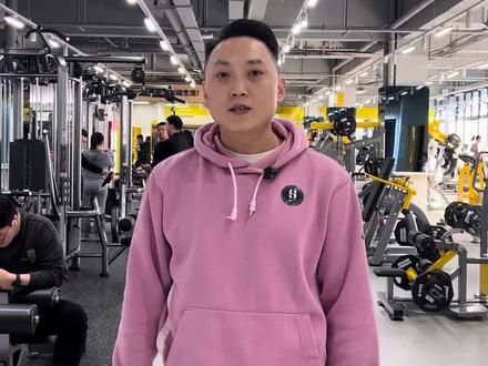 坚蛋智能健身房,今年过节不打烊!#健身打卡 #撸铁 #坚蛋健身
