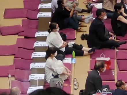他是相扑史上等级最高的中国籍力士,目前袭名荒汐,入籍成为教练#苍国来 #相扑 #荒汐部屋 #冲浪奇遇记