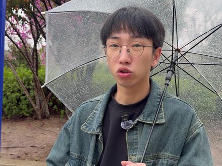 太阳能露营长条灯,156颗爆亮灯珠,六档灯光模式可以调节,防雨防水,太阳能充电线两种充电方式,能当充电宝#灯火小院