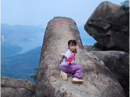 珠海凤凰山大滚石路线+打卡太阳石+探洞。不完整攻略。2025年收官之战 #爬山 #户外爬山 #亲子爬山徒步 #探索户外