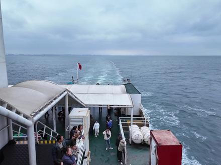 2026春运进出岛,收好这份轮渡快速登船指南,亲测有效!#跟着铁路趣游海南 #海南春运 #海口轮渡过海 #海南攻略 #海口南港码头 @海南铁路