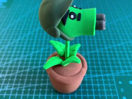 #粘土手工 有粉丝要 #植物大战僵尸 机枪射手 安排!#暑假充电计划 @抖音青少年