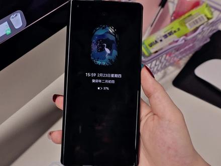 麒麟9000:一核有难,八方支援!#听说这个特效可以测试手机性能 #华为 #数码科技 #一镜到底