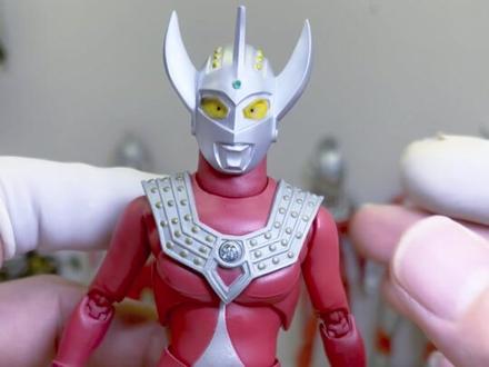 #真实生活分享计划 换了新头雕,脖子却变长了?shf泰罗改造升级#shf奥特曼 #泰罗奥特曼 #奥特曼玩具 #shf泰罗