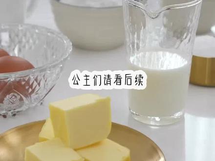 书名《南方罗刹》 超长版,未侵权,原文已完结#未婚夫要和我退婚娶我嫡姐 未婚夫要和我退婚,娶我嫡姐小说未婚夫要和我退婚,娶我嫡姐后续未婚夫要和我退婚,娶我嫡姐结局未婚夫要和我退婚,娶我嫡姐完结#罗云锦季佑礼玉罗刹 罗云锦季佑礼玉罗刹小说罗云锦季佑礼玉罗刹后续罗云锦季佑礼玉罗刹结局罗云锦季佑礼玉罗刹完结罗云锦季佑礼玉罗刹完整版罗云锦季佑礼玉罗刹配享太庙未婚夫要和我退婚,娶我嫡姐。
所有人都觉得理所当然的时候。
我爹却气急败坏地扇了嫡姐一巴掌:
「混账东西,你抢谁的夫婿不好,非抢你三妹妹的?」
无他,只因为他知道,我不只是侯府的庶出三小姐,还是圣上身边的隐卫之首,玉罗刹。
他怕的不是我没了婚事,而是怕我一个不爽害了他宝贝女儿。