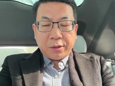 雷军发声!关乎“AI换脸拟声”侵权,律师锐评:须用法律套上缰绳!细化换脸技术侵权标准 强化平台监管 #AI #雷军 #法律