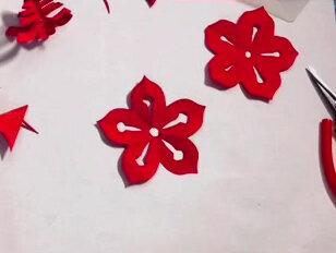 三刀剪出迎春花,你敢来挑战吗#剪纸 #手工 #手工剪纸 #剪纸教程 #简单小手工 #亲子手工 #创意美术 #创意